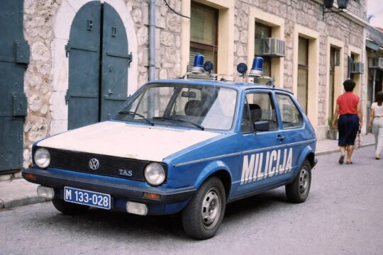 policijsko vozilo marke folkswagen proizvedeno u sarajevskoj fabrici
