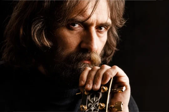 Točak with his guitar